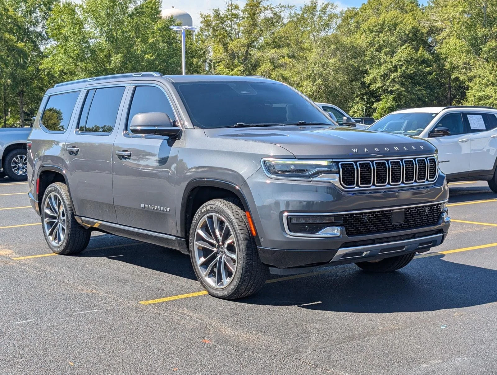 Used 2022 Baltic Gray Metallic Clearcoat Jeep Series III image 7