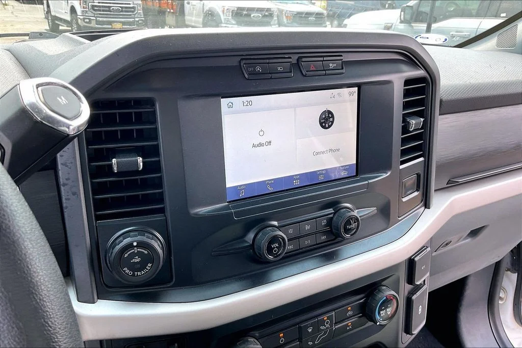 Used 2021 White Ford XLT image 35