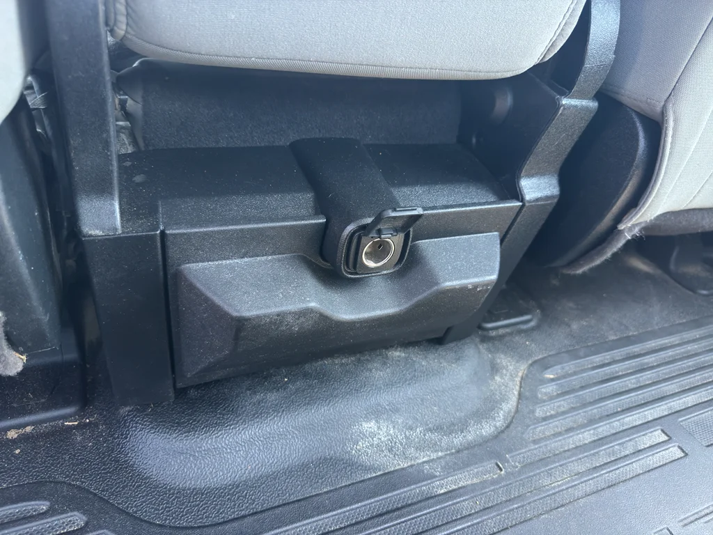 Used 2017 Shadow Black Ford XL image 21