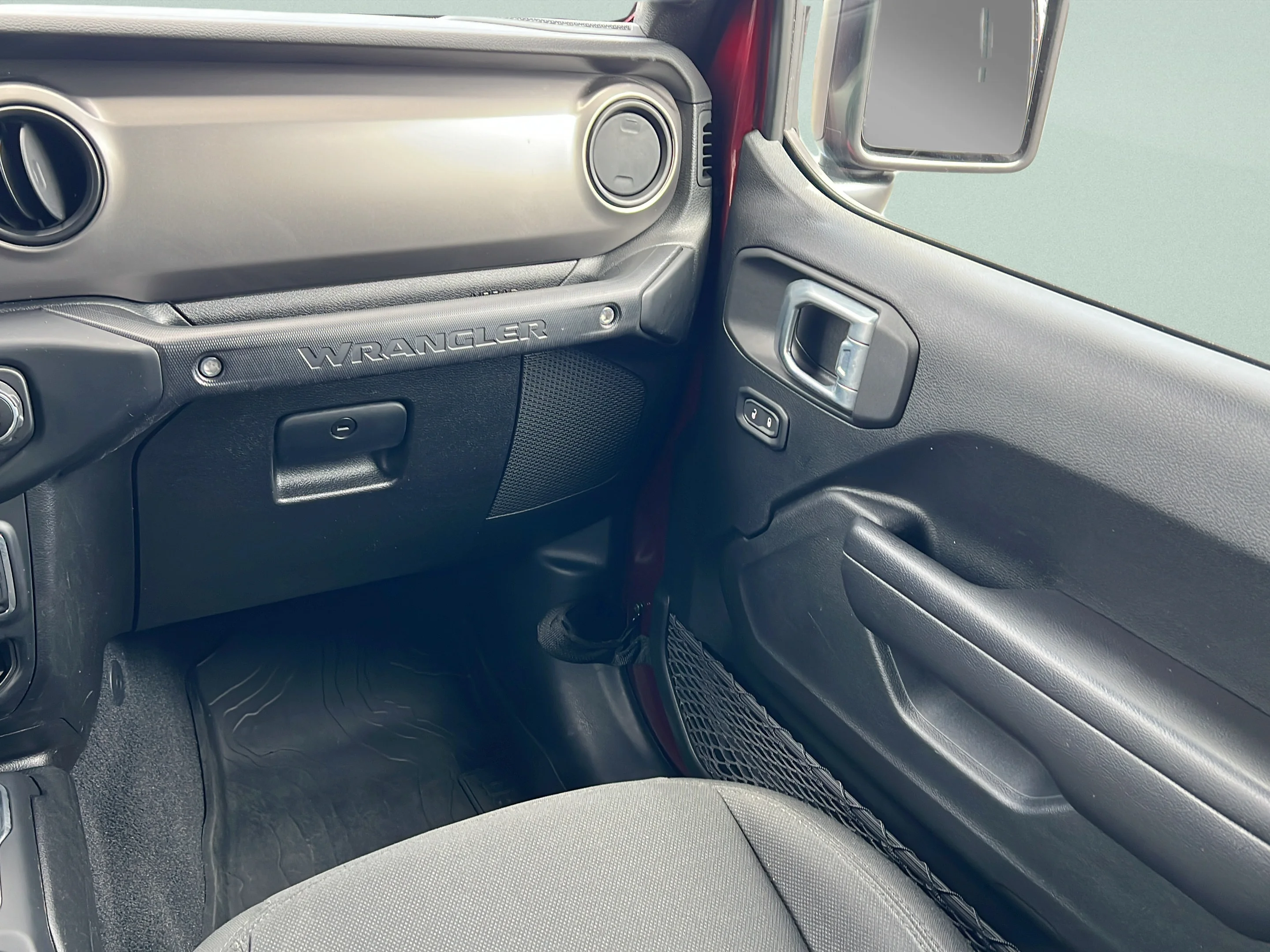 Used 2021 Snazzberry Pearlcoat Jeep Unlimited Sport S image 16