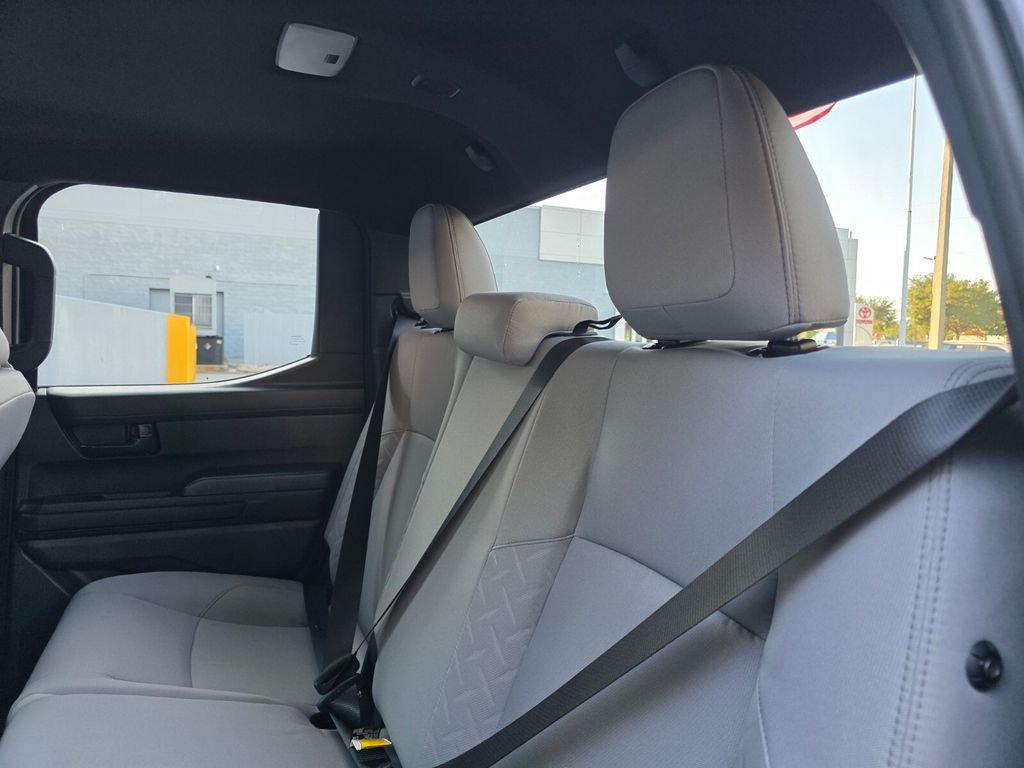 2026 Toyota Tacoma SR5 - Photo 20