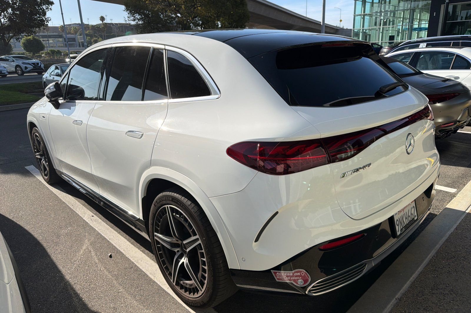 Used 2024 White/off-white Mercedes-Benz Base image 10