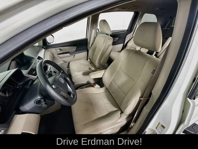 Used 2015 White Honda LX image 5