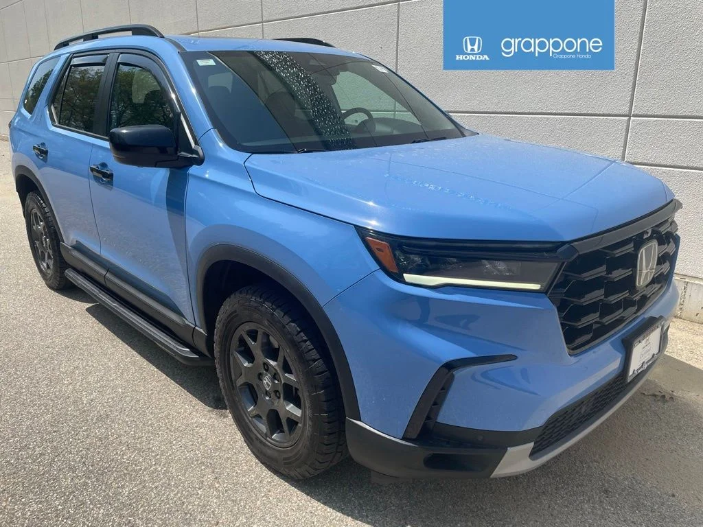 2025 Honda Pilot TrailSport AWD's photo