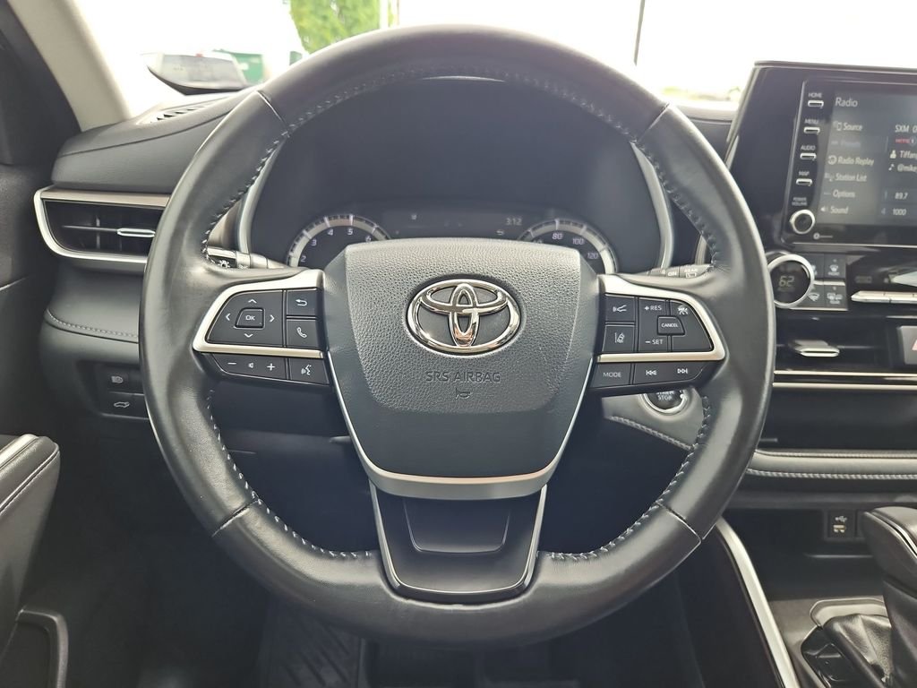 Used 2022 Celestial Silver Metallic Toyota XLE image 14