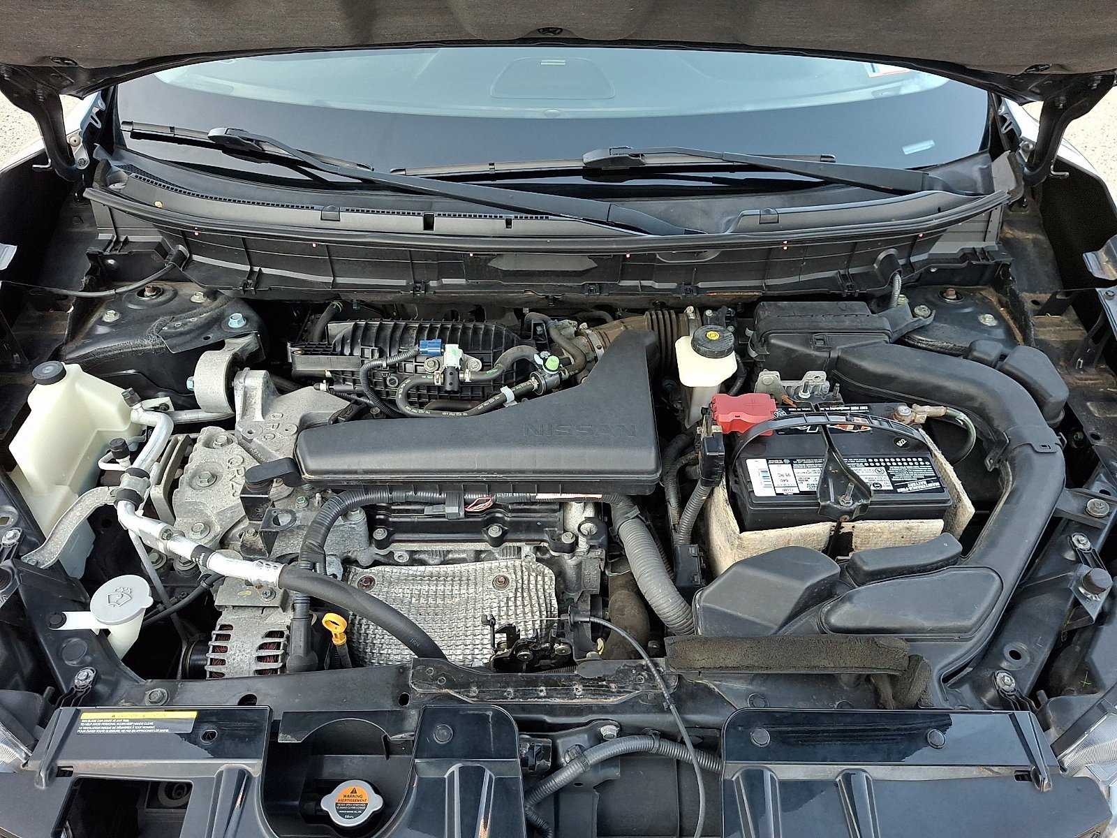 Used 2014 Gun Metallic Nissan SL image 27