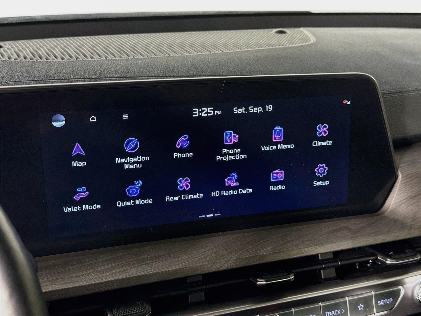 Used 2024 Ebony Black Kia EX X-Line image 15