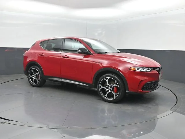 Used 2024 Red Alfa Romeo Veloce image 33
