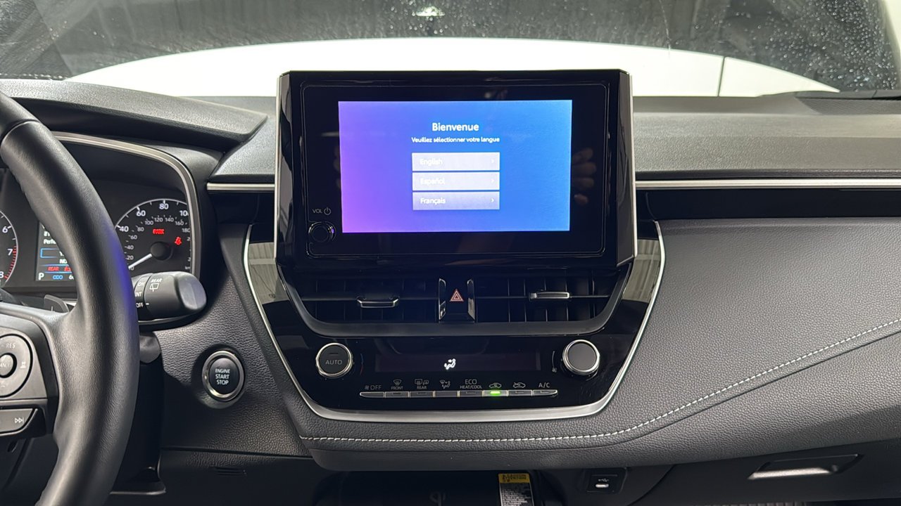 2026 Toyota Corolla Hatchback SE - Photo 10