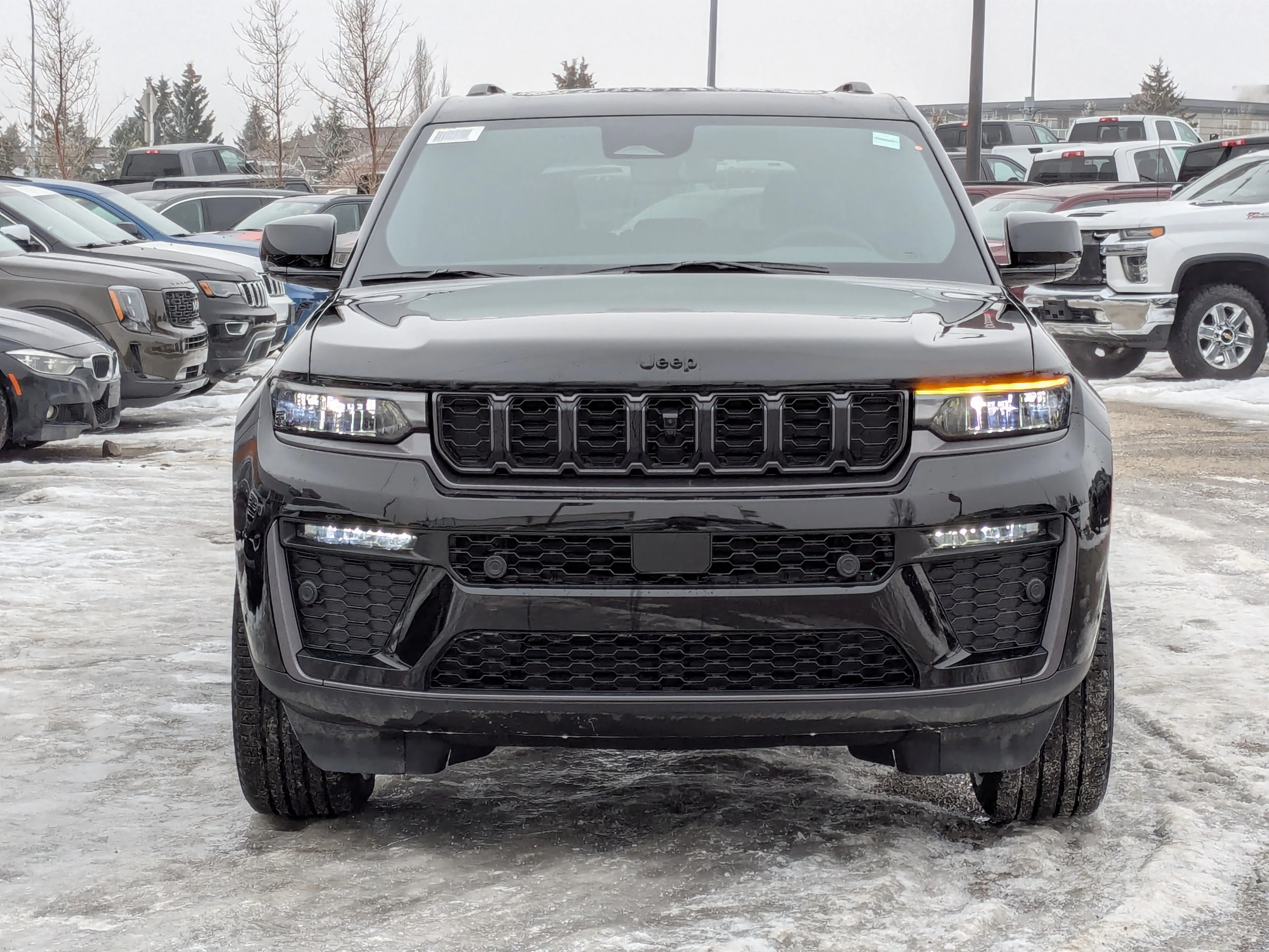 New 2026 Black Jeep Limited - - 20 Gloss Black Wheels - Luxury Tech II - Remote Start & More! image 3