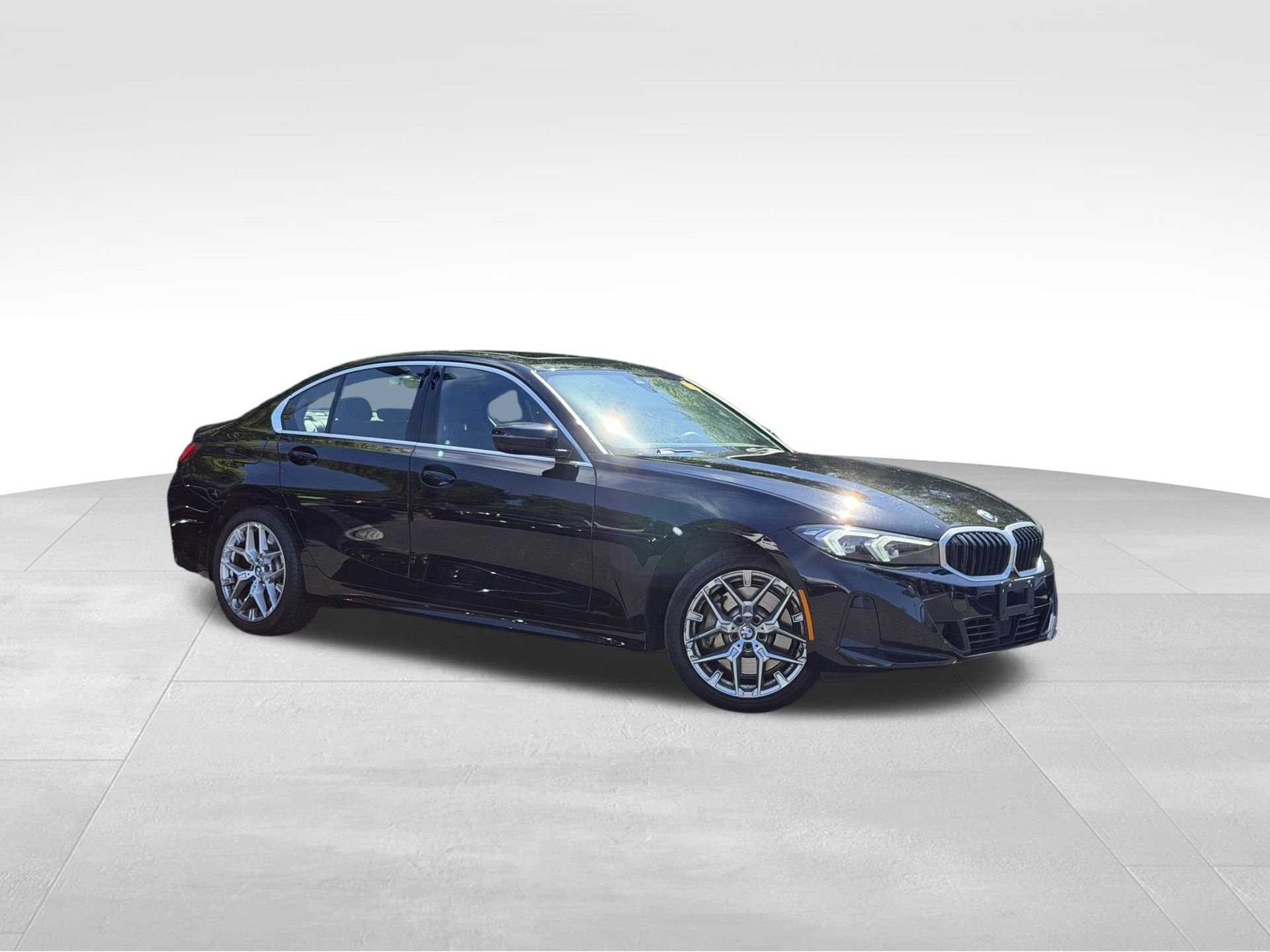2025 BMW 3 Series 330i xDrive Sedan's photo