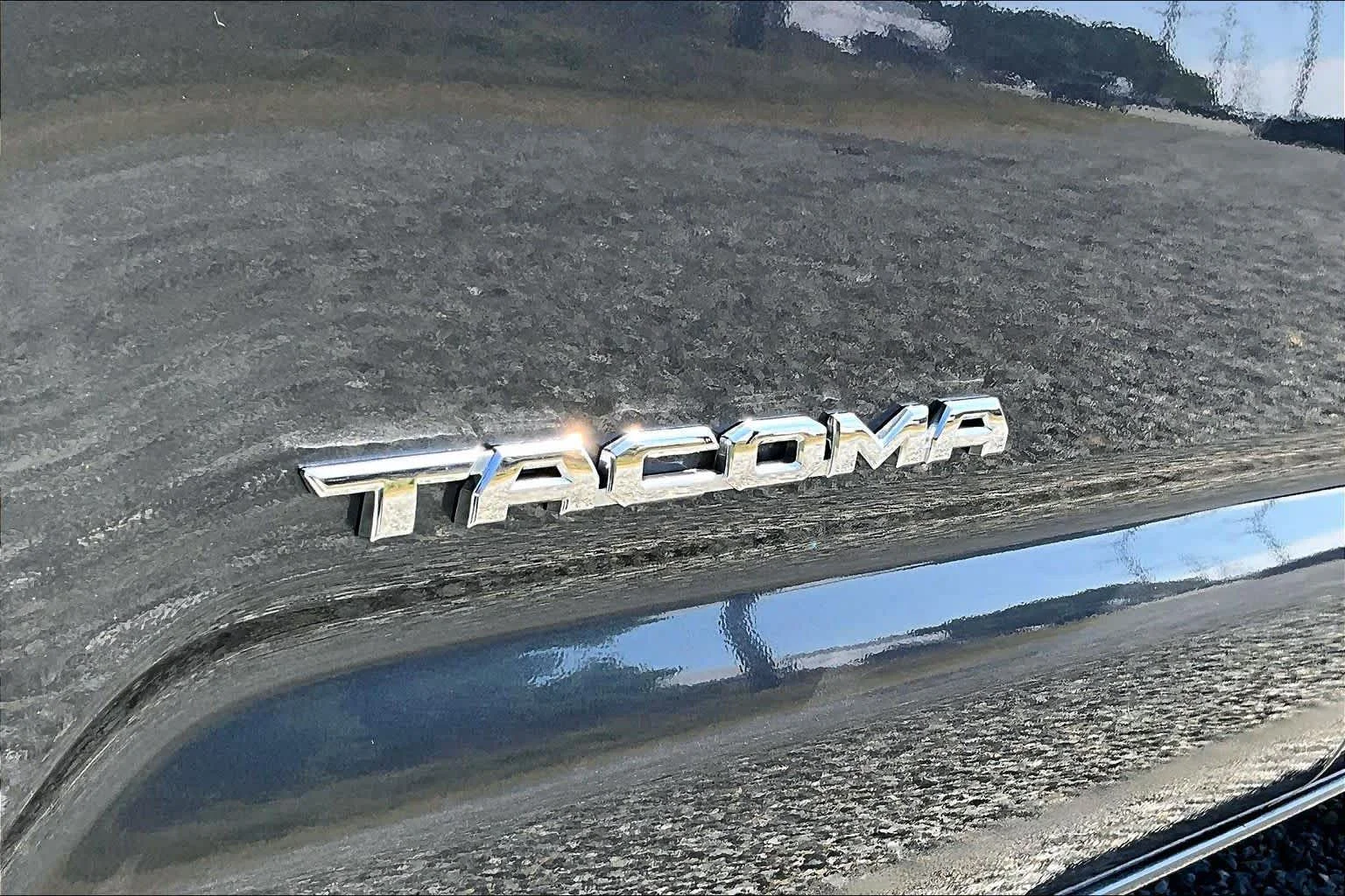 Used 2023 Magnetic Gray Metallic Toyota SR5 image 31