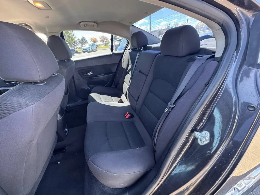 Used 2015 Tungsten Metallic Chevrolet LT image 35