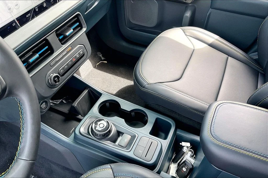 New 2026 Velocity Blue Ford Lobo™ image 16