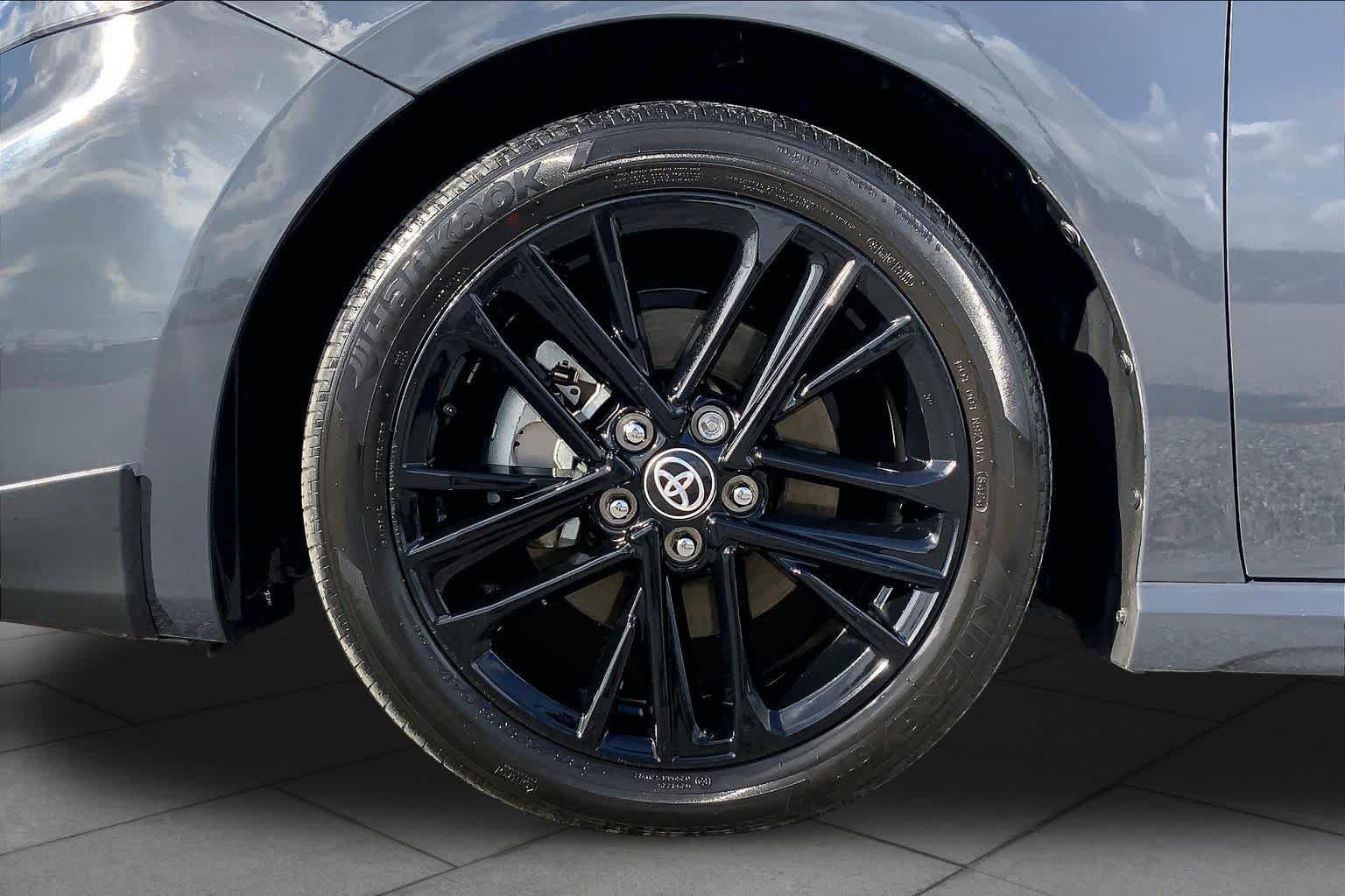 Used 2025 Underground Toyota SE image 11