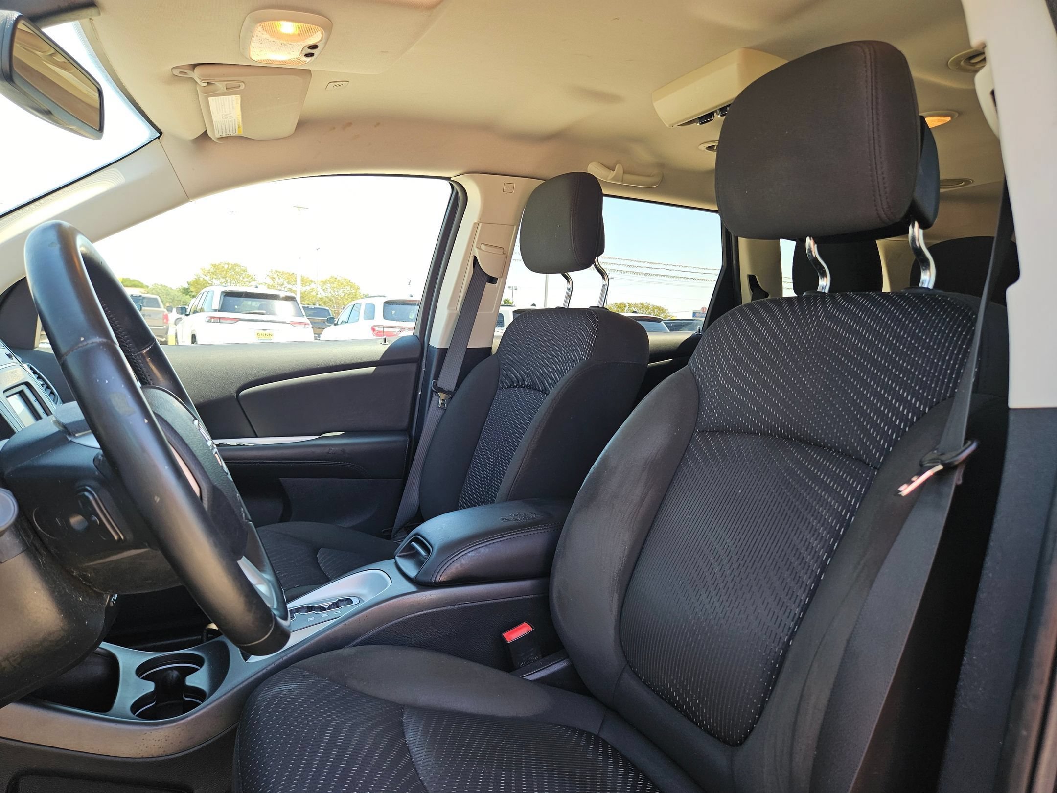 Used 2020 Granite Pearlcoat Dodge SE Value image 13