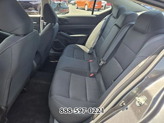 Used 2023 Gray Nissan 2.5 SV image 11