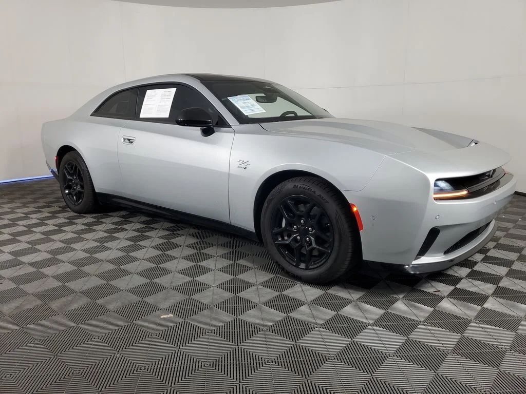 Used 2025 Dodge Charger Daytona R/T with VIN 2C3CDBCK4SR537025 for sale in Monrovia, CA