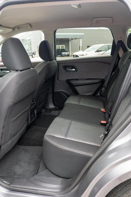 Used 2021 Gray Nissan SV image 11