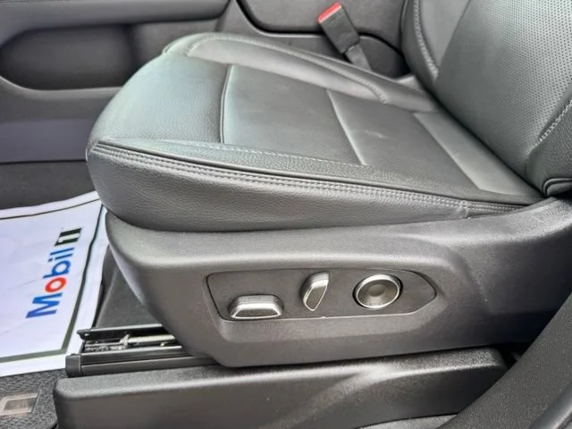 Certified Used 2026 Onyx Black GMC Denali image 14