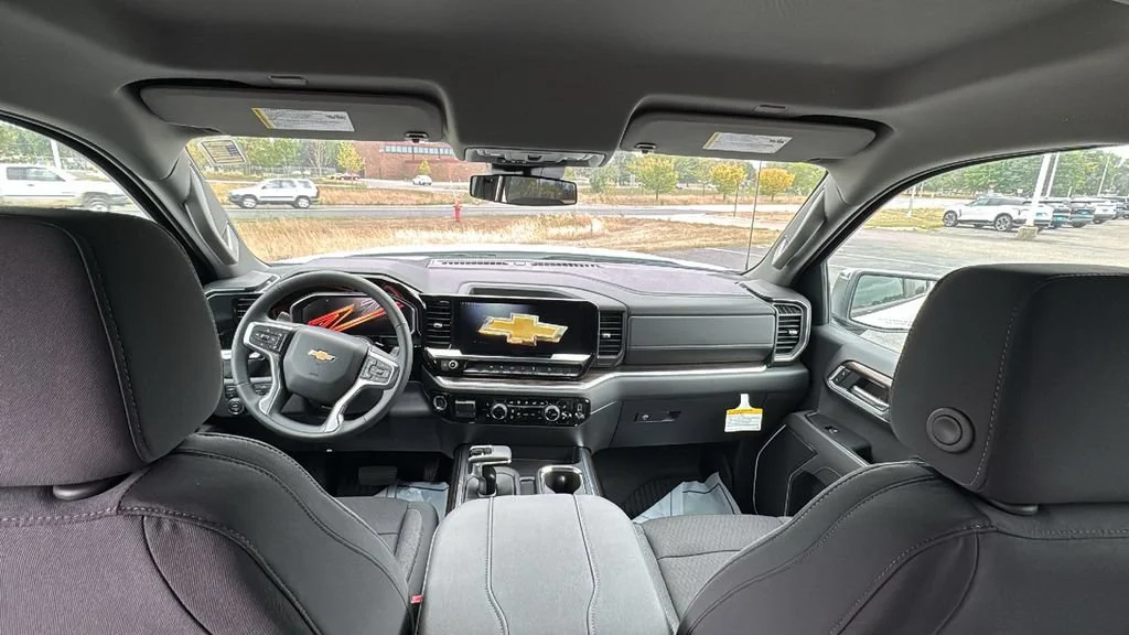 New 2026 Summit White Chevrolet LT image 7