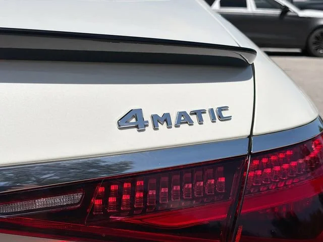Used 2023 MANUFAKTUR Diamond White Mercedes-Benz S 580 image 45