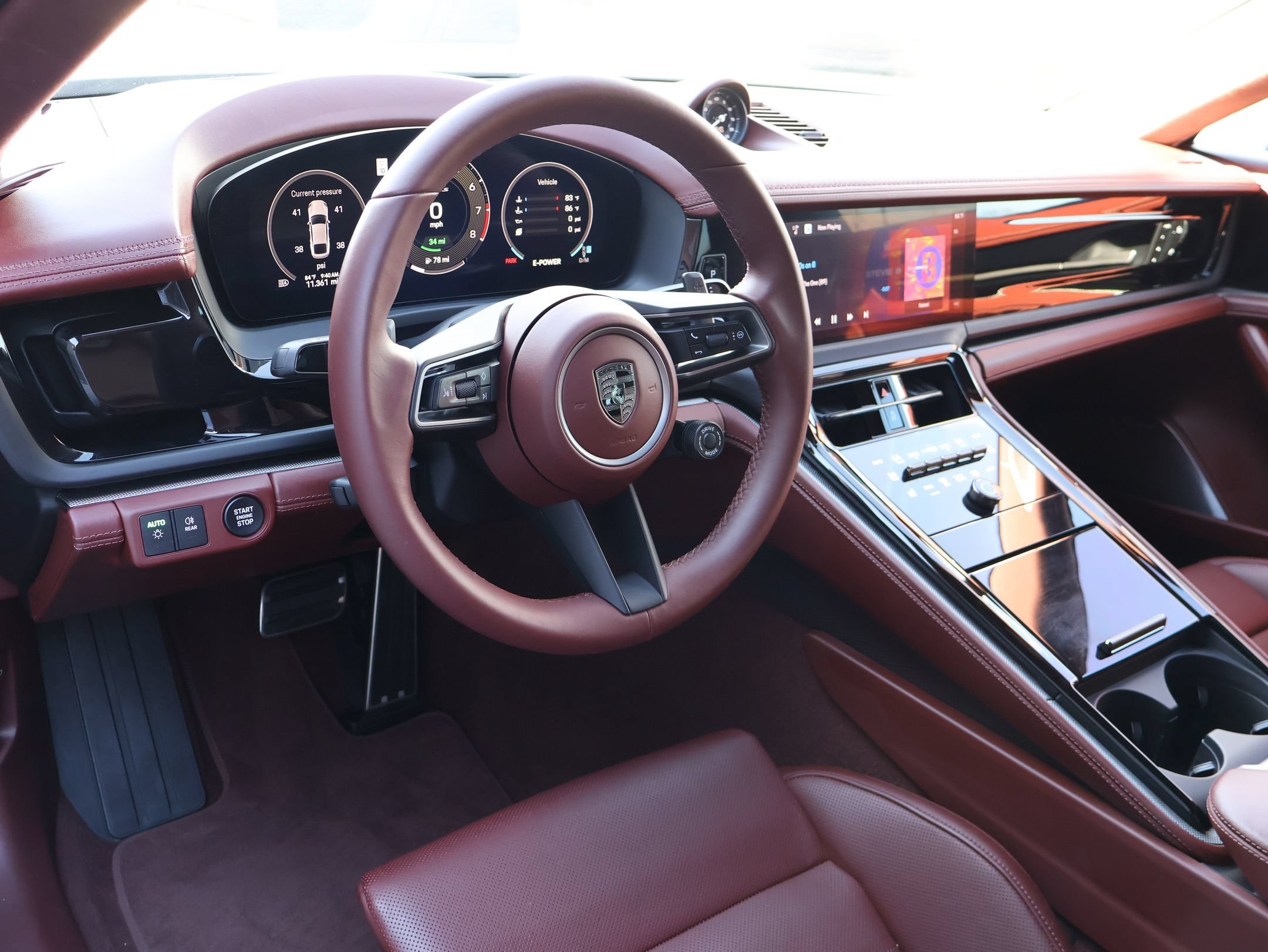 Certified Used 2026 Chalk Porsche Turbo S E-Hybrid image 4