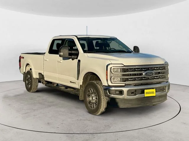 Used 2025 White Ford Lariat image 7
