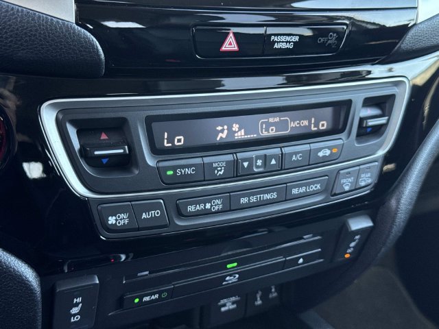 Certified Used 2018 White Honda Touring image 15