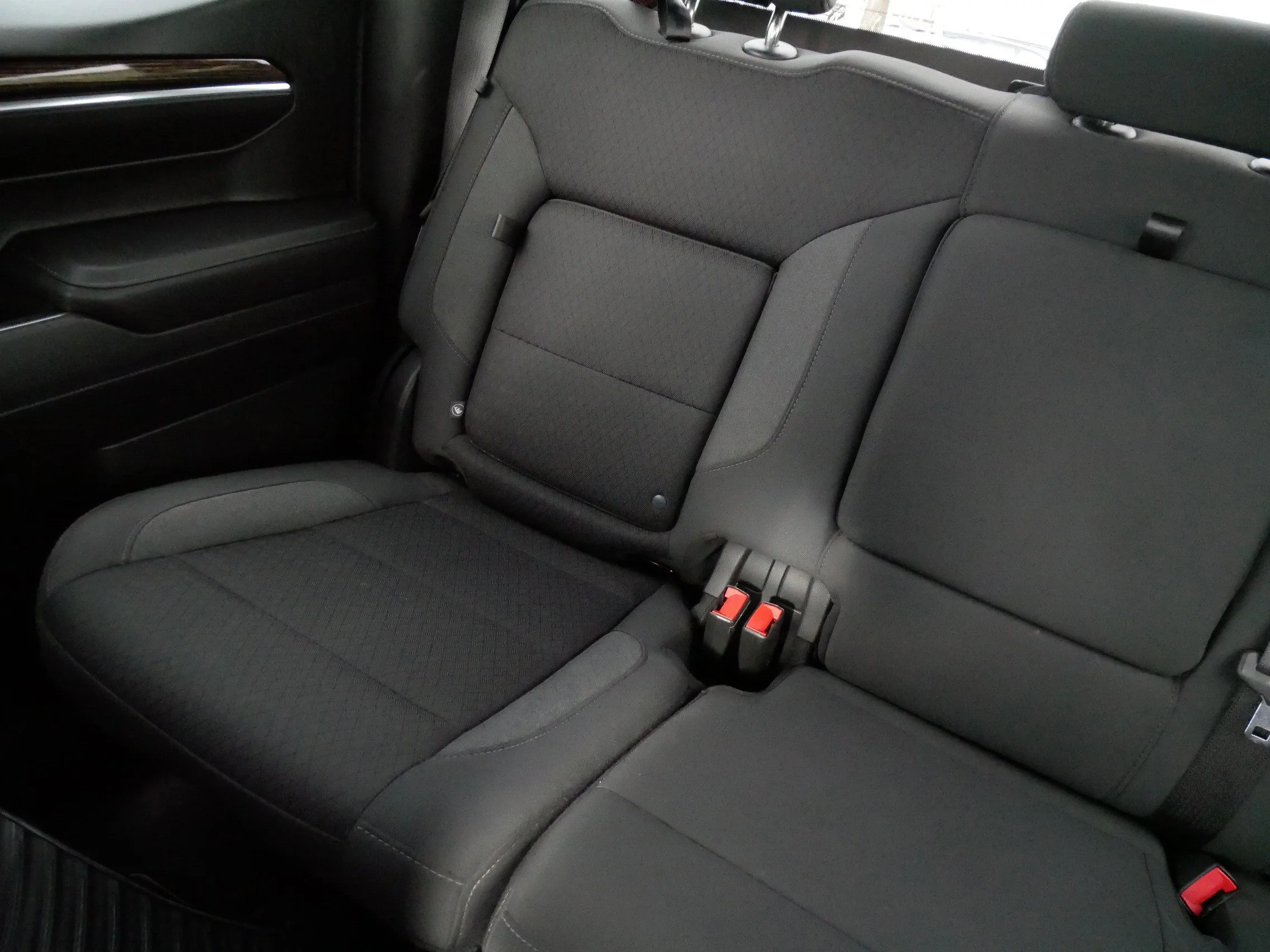 Used 2023 Onyx Black GMC Elevation image 12