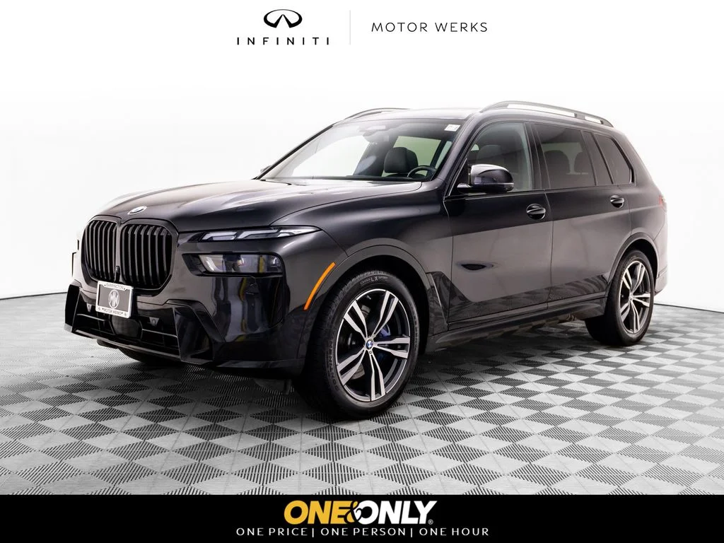 2024 BMW X7 M60i's photo