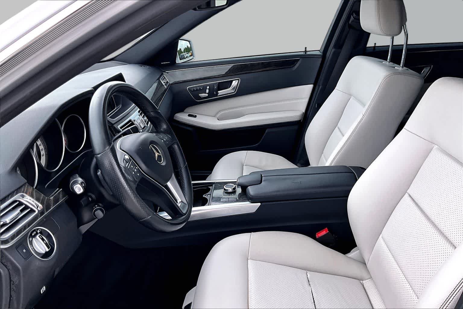Used 2016 Iridium Silver Metallic Mercedes-Benz E 350 Sport image 8