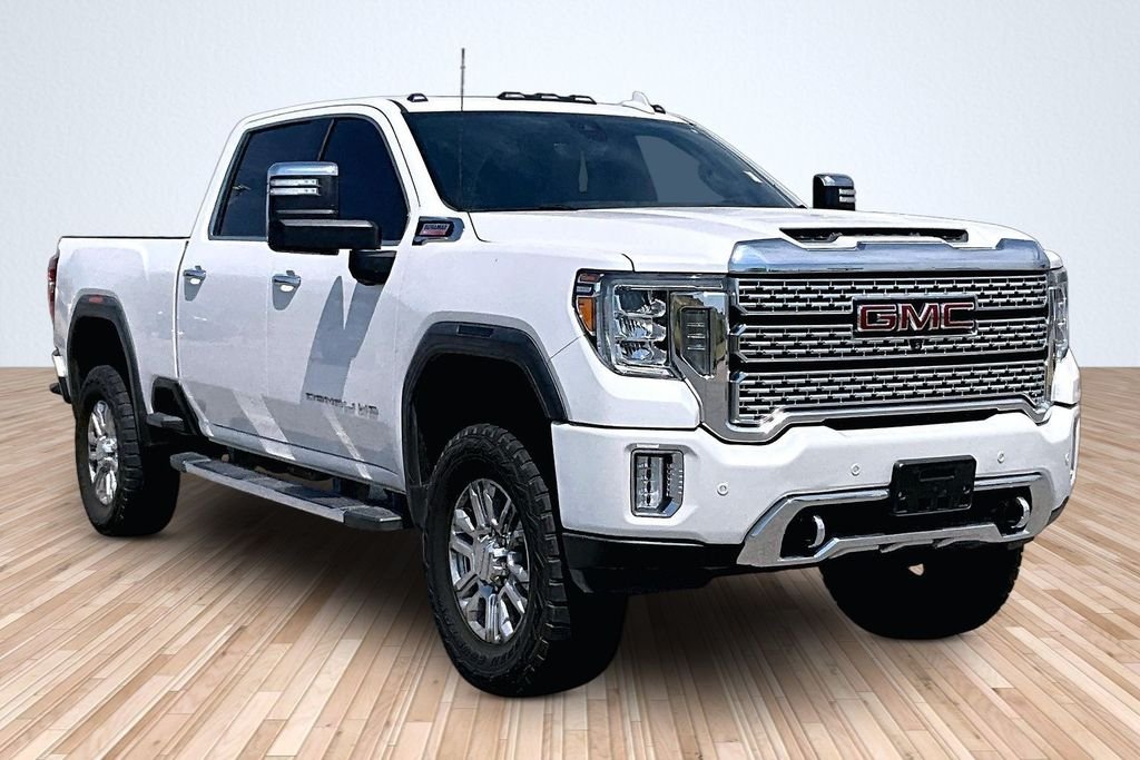 Used 2020 White GMC Denali image 9