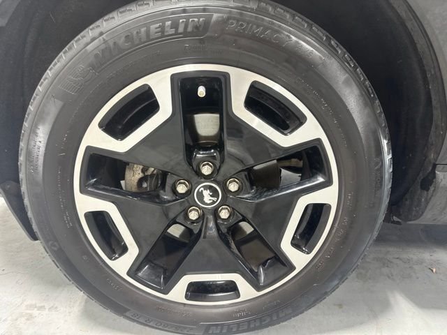 Used 2022 Black Ford Outer Banks image 11