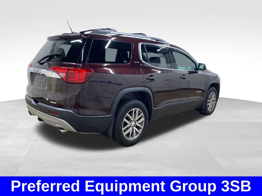 Used 2017 Red GMC SLE-2 image 4