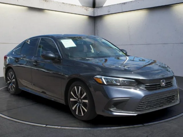 Certified Used 2024 Lunar Silver Metallic Honda EX image 2