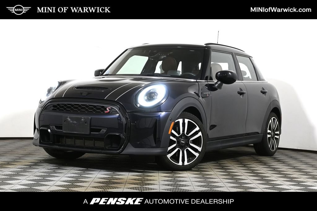 Certified Used 2024 Black MINI Iconic image 1
