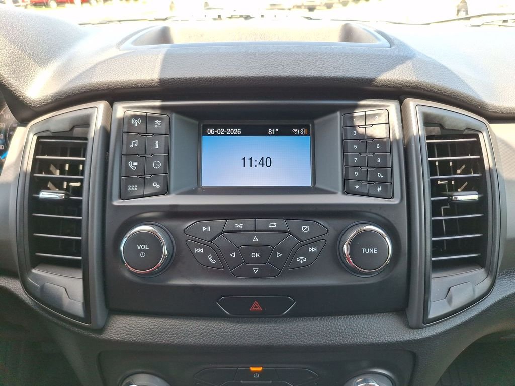 Used 2019 Silver Ford XL image 12