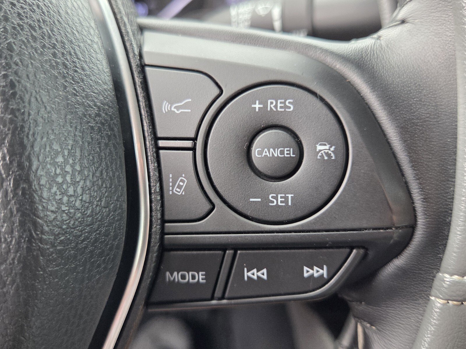 Used 2020 Red Toyota SE image 23