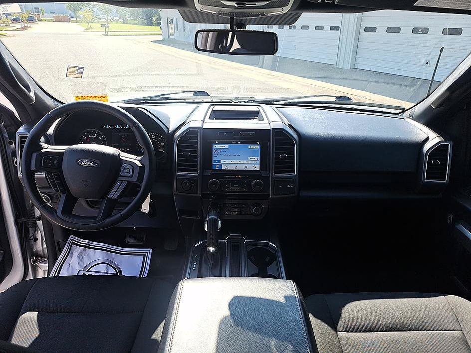 Used 2018 Ingot Silver Ford XLT image 19
