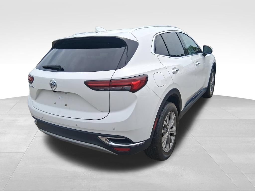 Used 2022 Summit White Buick Preferred image 4
