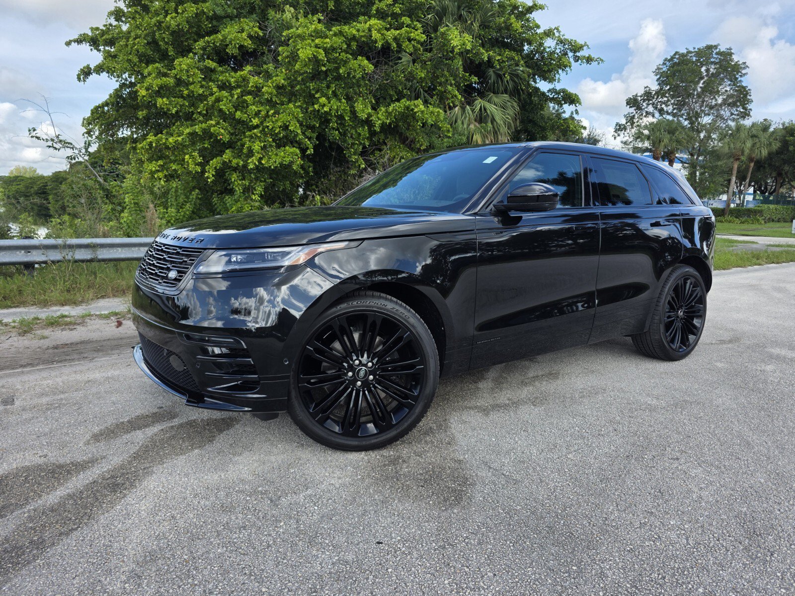 2026 Land Rover Range Rover Velar