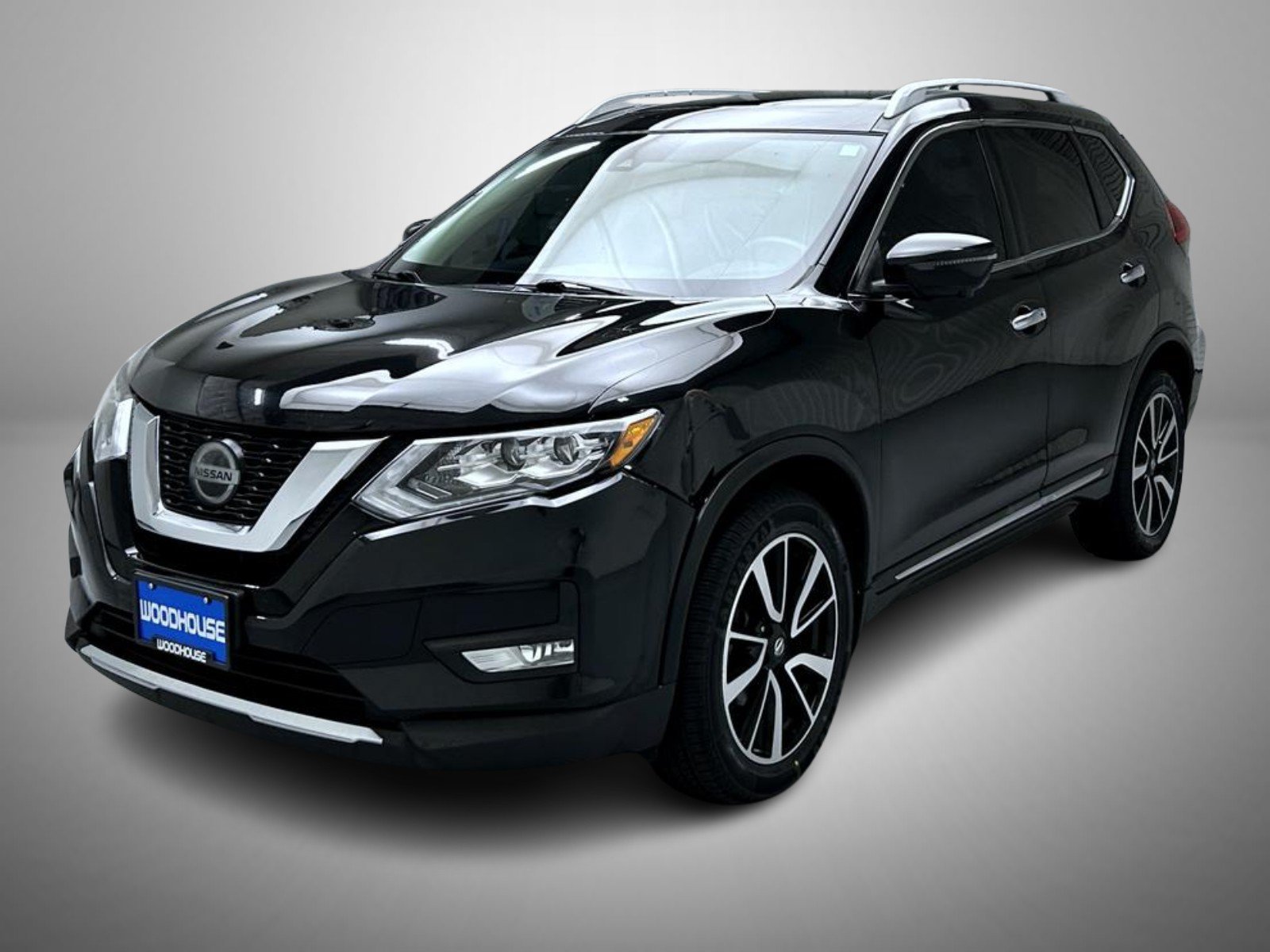 Used 2019 Black Nissan SL image 1