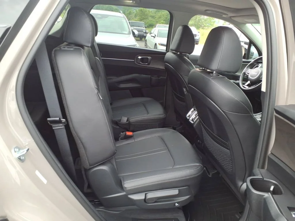 Used 2025 Brown Kia X-Line EX image 22