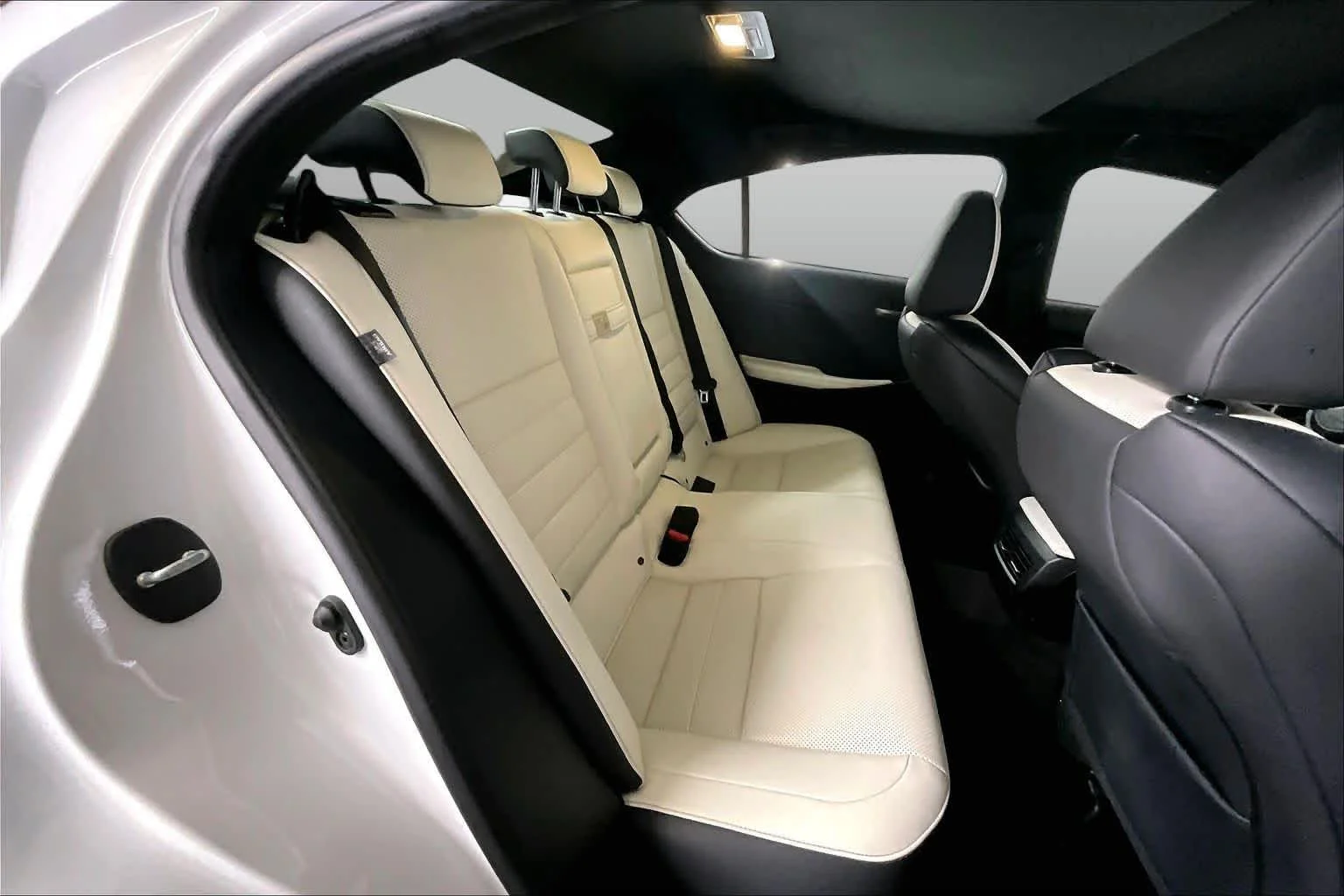Certified Used 2025 Ultra White Lexus F SPORT image 20