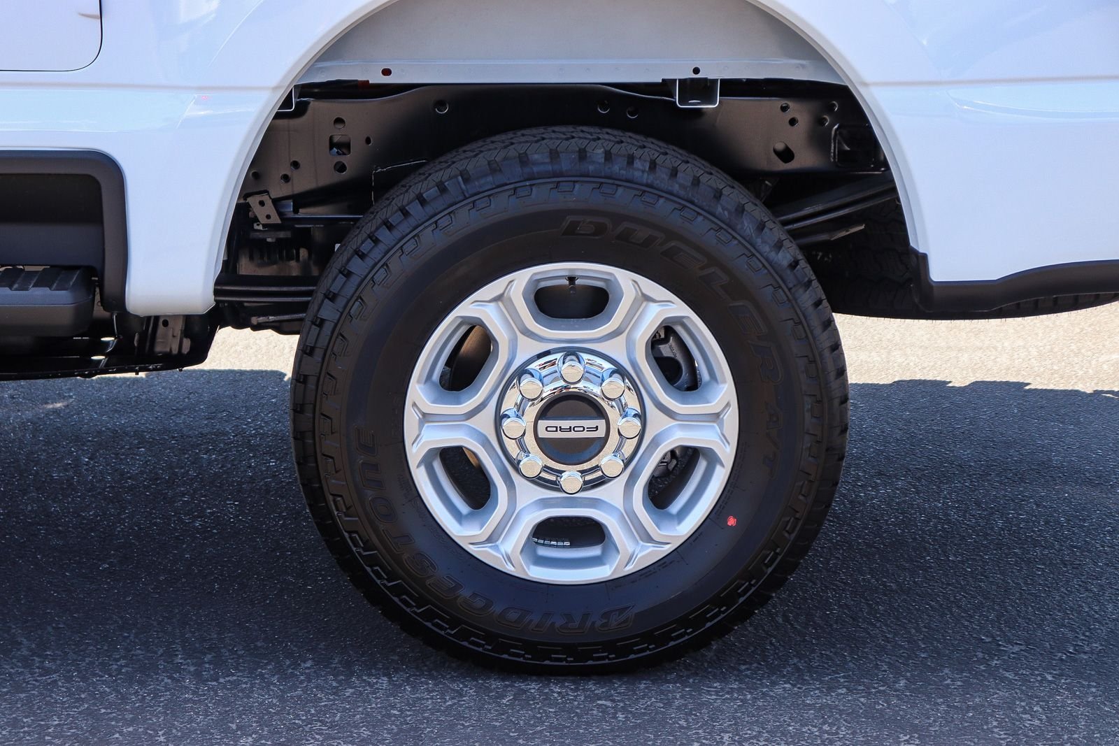 New 2026 Oxford White Ford F-250® XLT image 8
