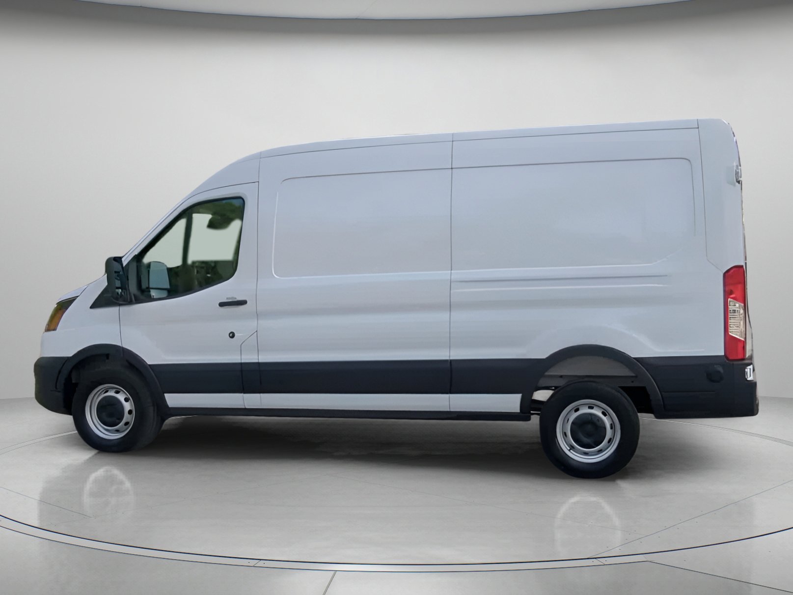 New 2026 Oxford White Ford Cargo Van image 14