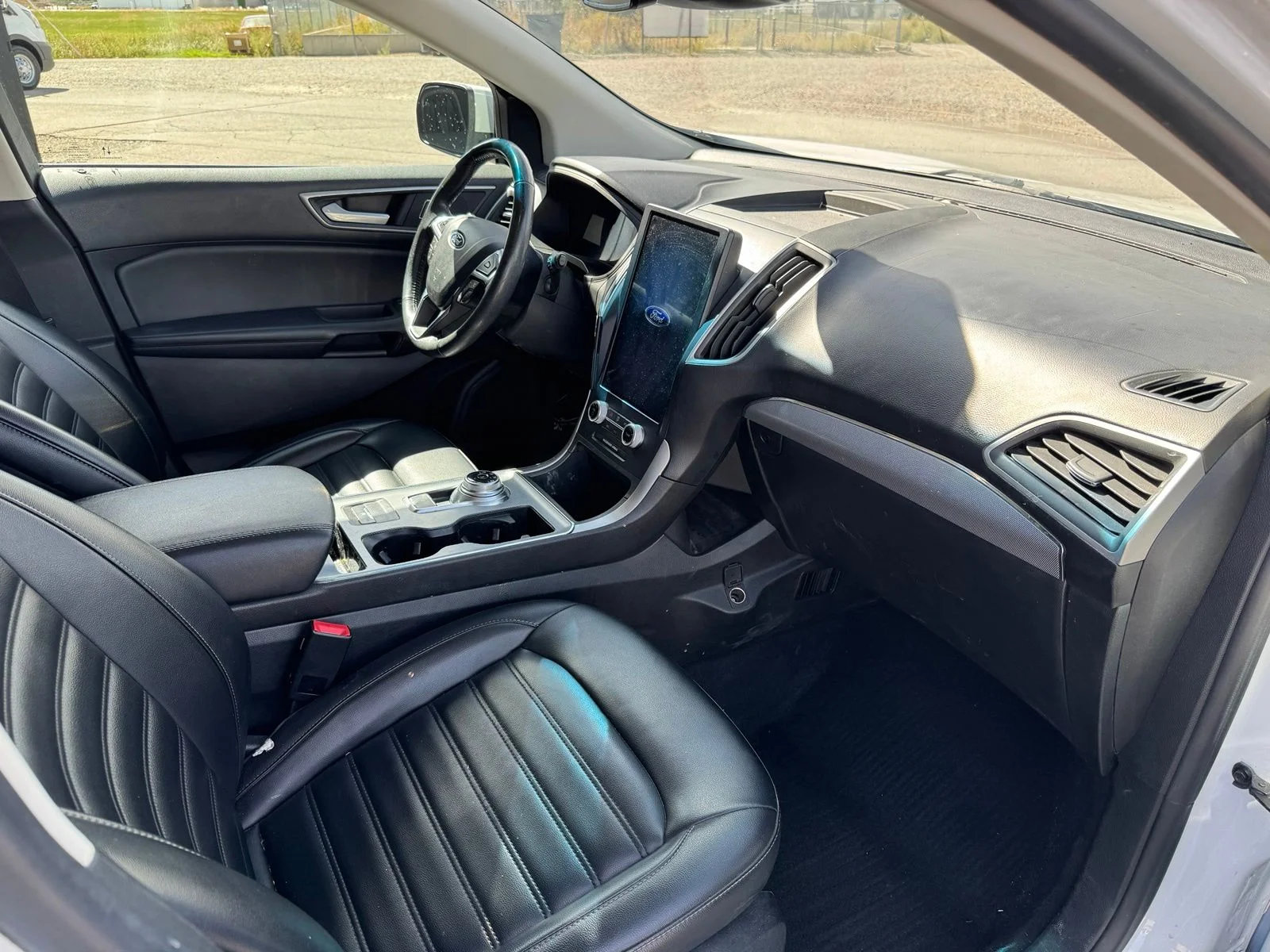 Used 2022 White Ford SEL image 13