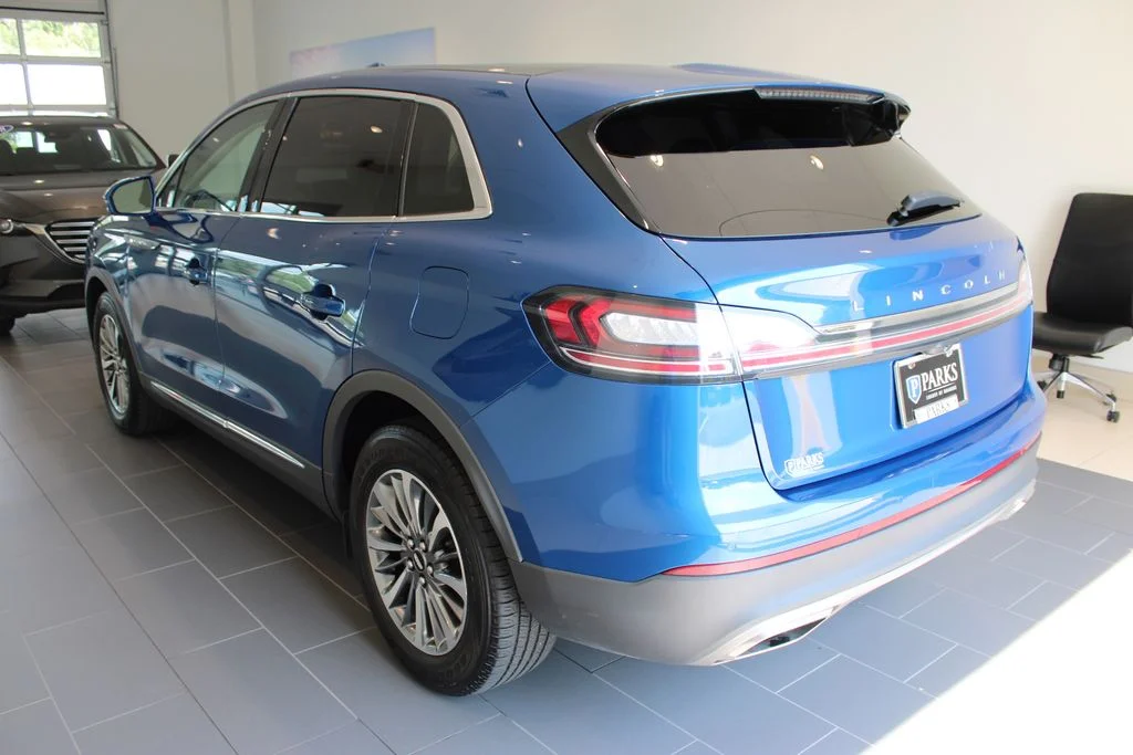 Used 2021 Blue Lincoln Reserve image 33