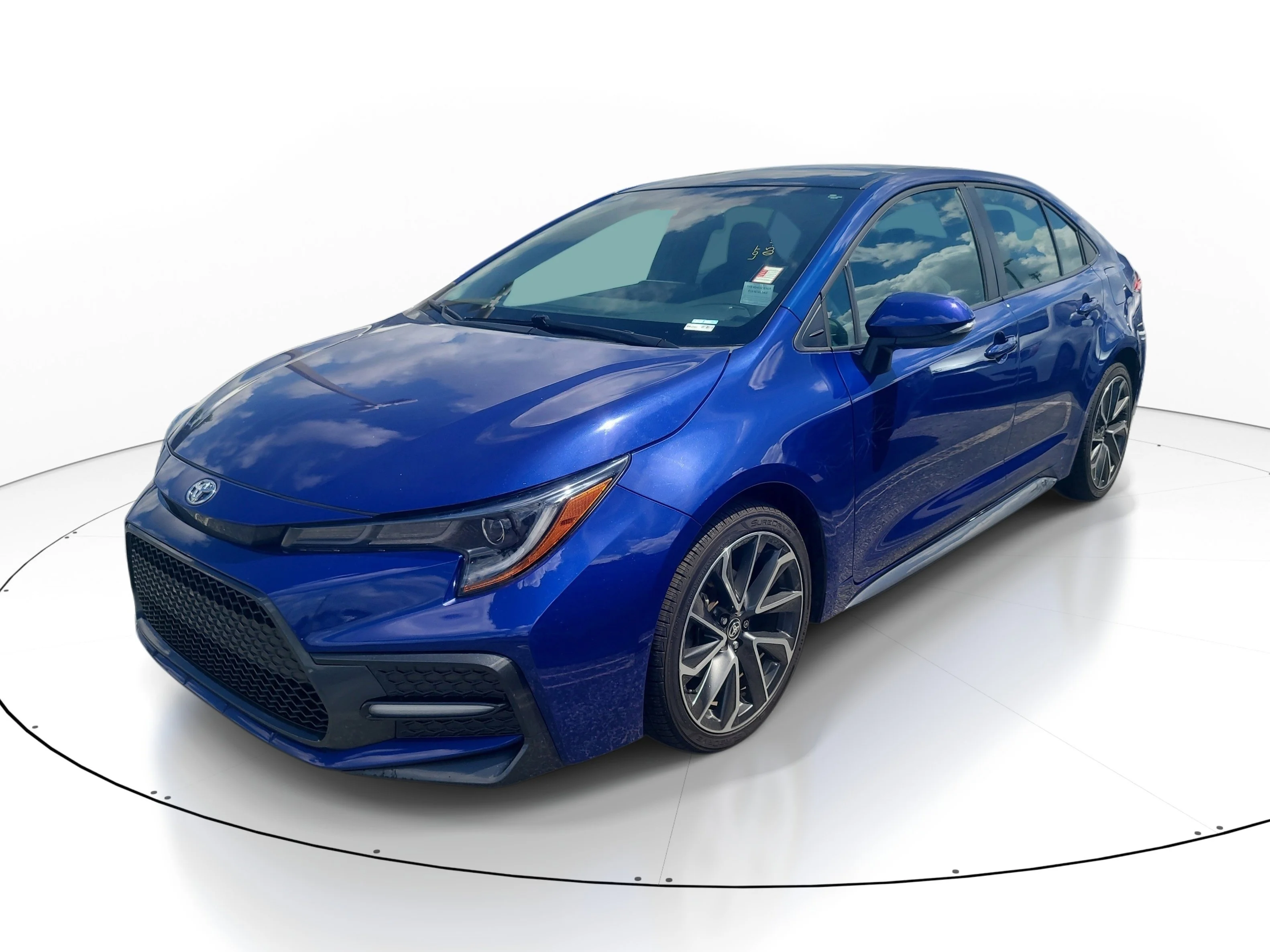 Used 2022 Black Sand Pearl Toyota SE image 3